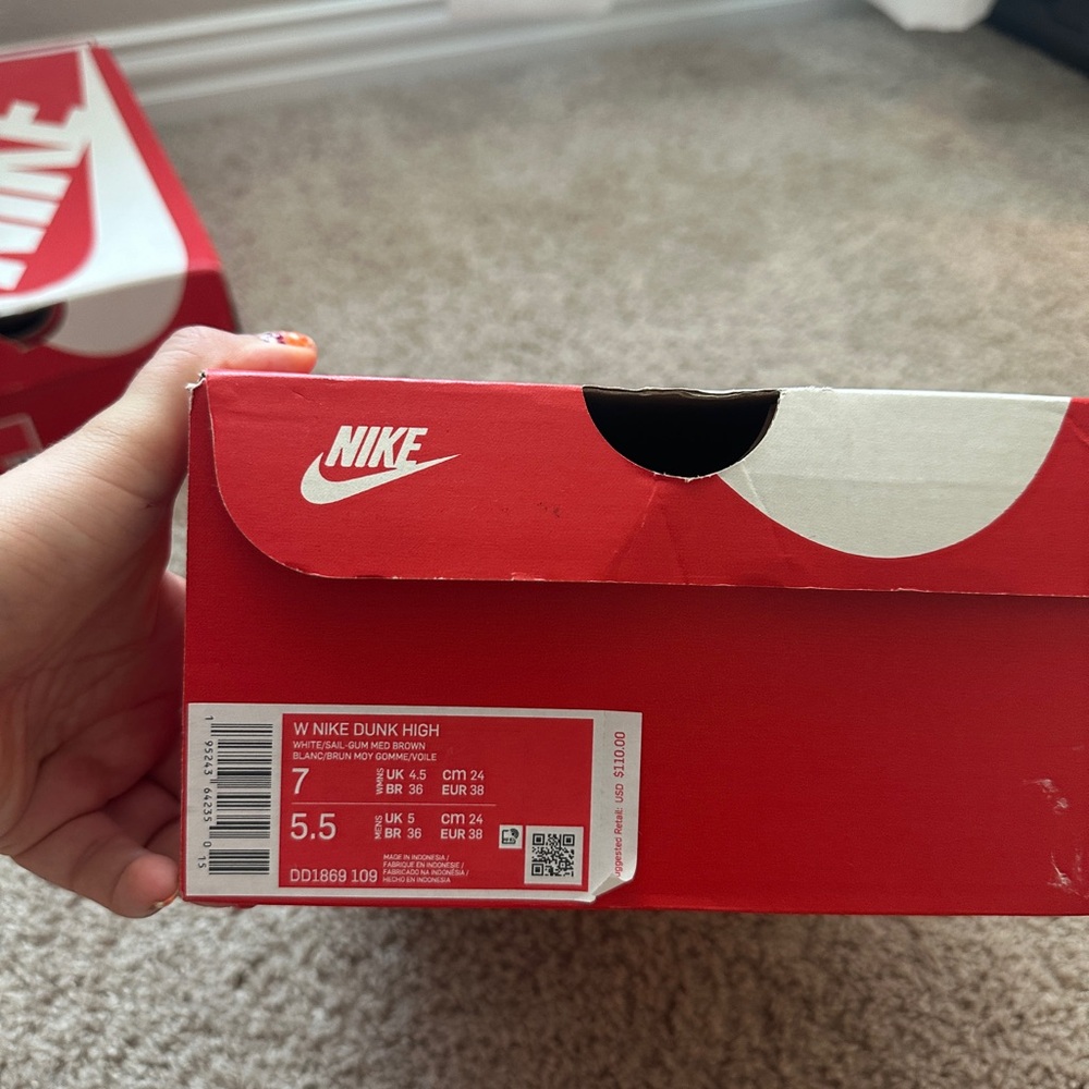 Nike Dunks - image 6